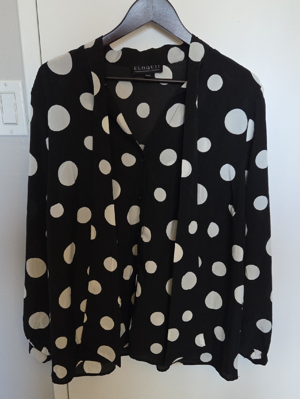 Eloquii Black and White Polka Dot Button-Front Tie-Neck Blouse EUC